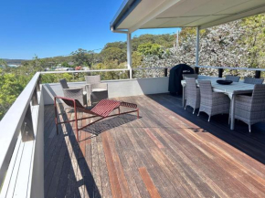 Unwind at Hyams Beach